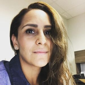 Meet your Posher, Ana